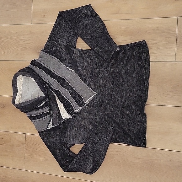 DESIGUAL Womens Sweatshirt Size XS - Picture 3 of 10